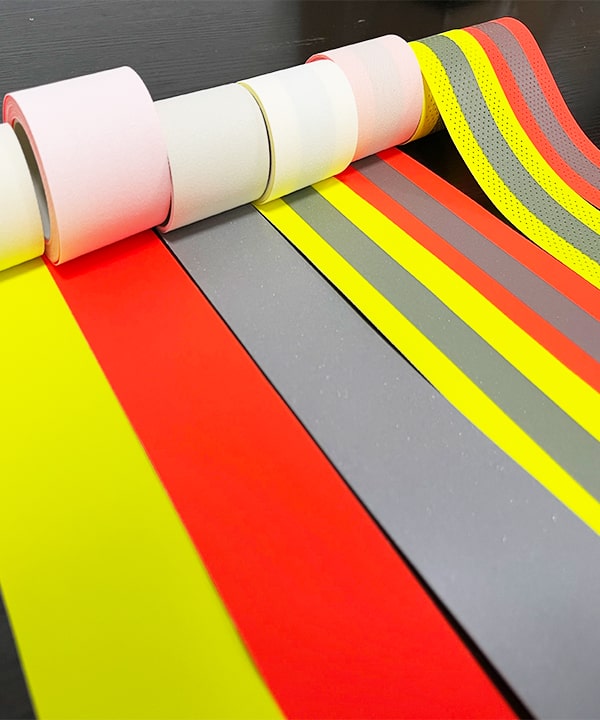 Flame retardant reflective fabric